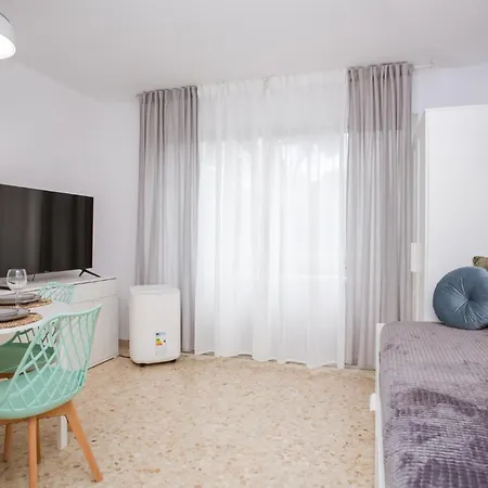 Al14 Estudio A 250 M Playa Fenals, Costa Barava Apartament
